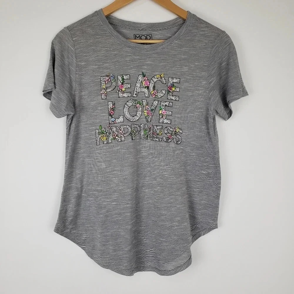 Modern Lux Graphic T-Shirt